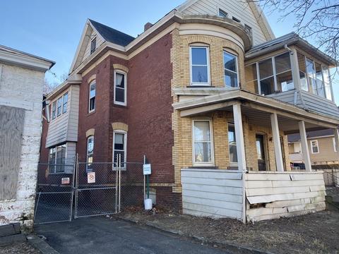 231 Orange St, Springfield, MA 01108 photo 2