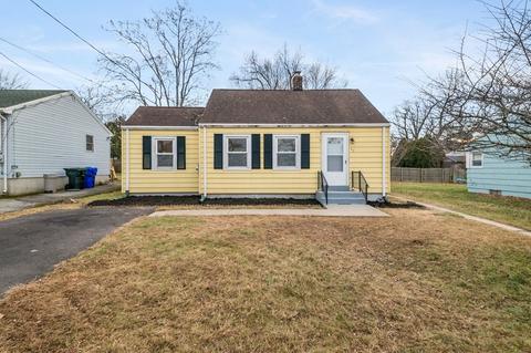 33 Rosella St, Springfield, MA 01118 photo 1
