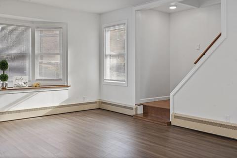 94 Milton St, Springfield, MA 01151 photo 8