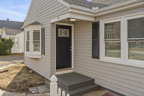 94 Milton St, Springfield, MA 01151 photo 4