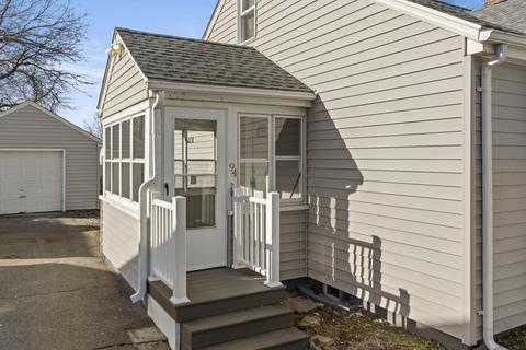 94 Milton St, Springfield, MA 01151 photo 6