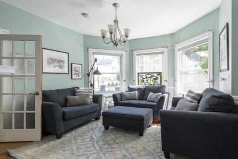 9 Columbus Ave, Beverly, MA 01915 photo 5