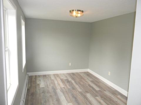 357 E River St, Orange, MA 01364 photo 7