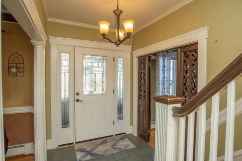 515 Weetamoe St, Fall River, MA 02720 photo 10