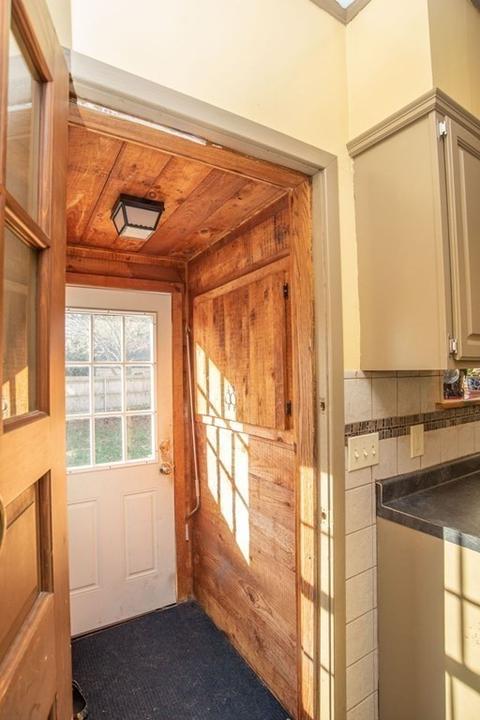 515 Weetamoe St, Fall River, MA 02720 photo 36