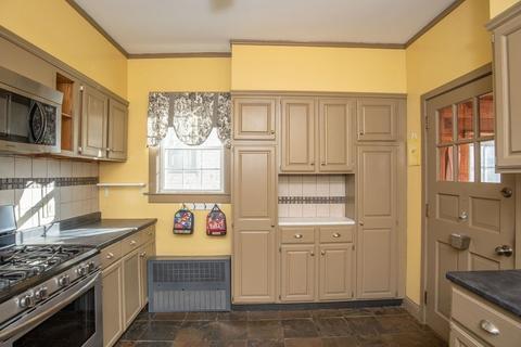 515 Weetamoe St, Fall River, MA 02720 photo 17