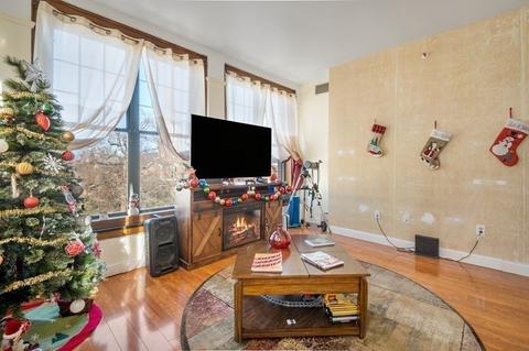 235 State St #401, Springfield, MA 01103 photo 6