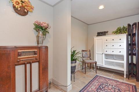 15 Chestnut Rd, Norfolk, MA 02056 photo 3