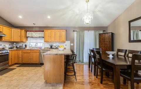 31 Abington Ln, Fall River, MA 02721 photo 8