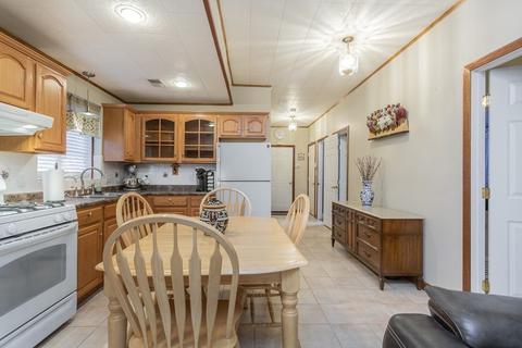 31 Abington Ln, Fall River, MA 02721 photo 23