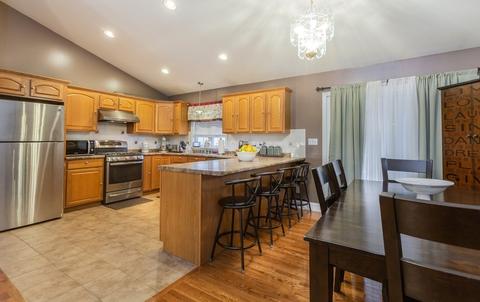 31 Abington Ln, Fall River, MA 02721 photo 7