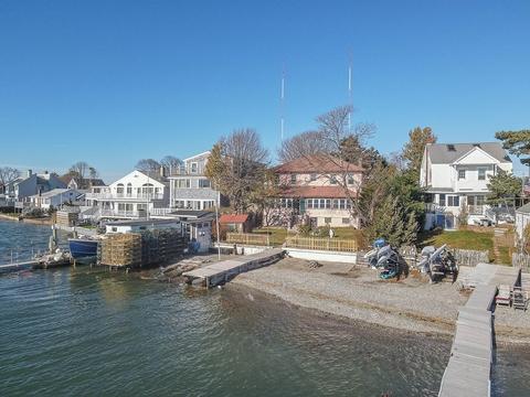 91 Edgewater Rd, Hull, MA 02045 photo 1