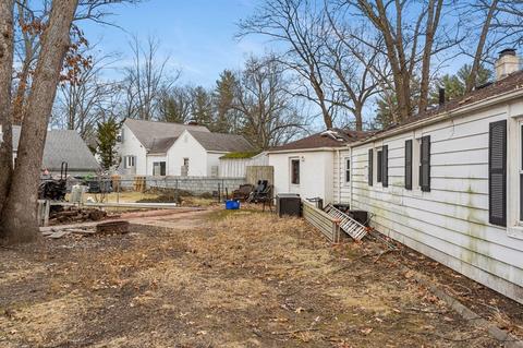 80 Carnavon Cir, Springfield, MA 01109 photo 16