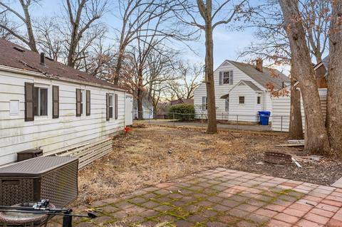 80 Carnavon Cir, Springfield, MA 01109 photo 17
