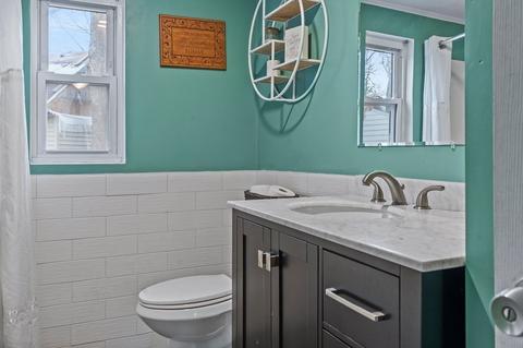 80 Carnavon Cir, Springfield, MA 01109 photo 12