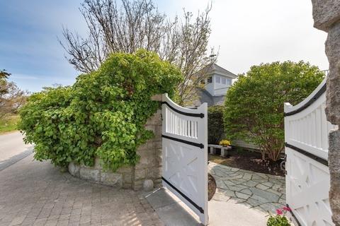 50 Shore Rd, Gloucester, MA 01930 photo 15