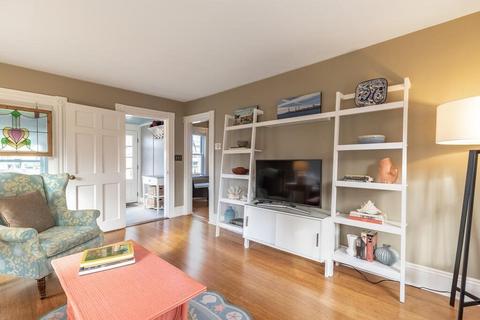 43 Cherry St, Gloucester, MA 01930 photo 8