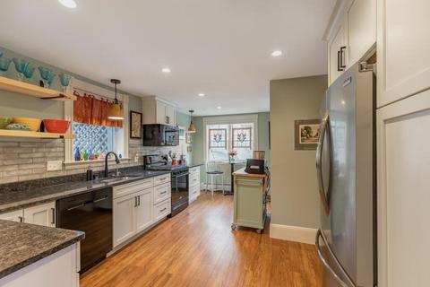 43 Cherry St, Gloucester, MA 01930 photo 12
