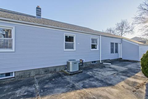 36 Mcbride St, Springfield, MA 01104 photo 11
