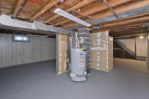 36 Mcbride St, Springfield, MA 01104 photo 14