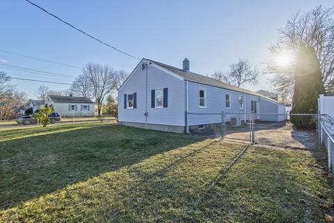 36 Mcbride St, Springfield, MA 01104 photo 12