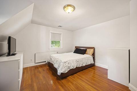 223 High St, Reading, MA 01867 photo 19
