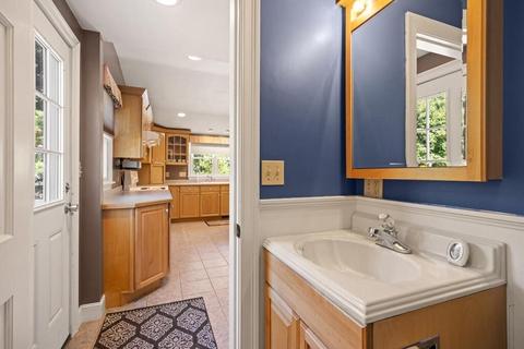 223 High St, Reading, MA 01867 photo 22