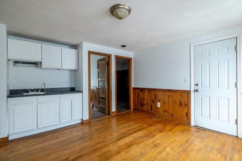 8 Reeves St, Worcester, MA 01607 photo 12