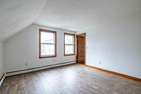 8 Reeves St, Worcester, MA 01607 photo 7