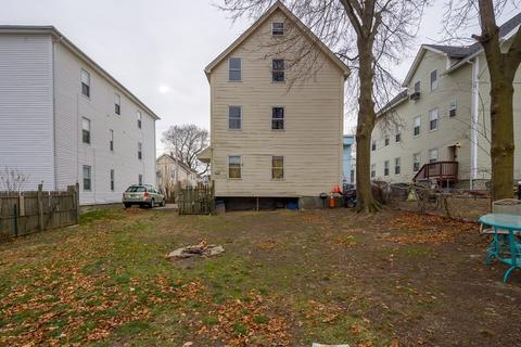 8 Reeves St, Worcester, MA 01607 photo 4