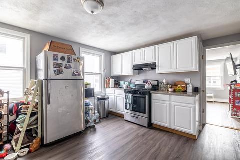 8 Reeves St, Worcester, MA 01607 photo 23