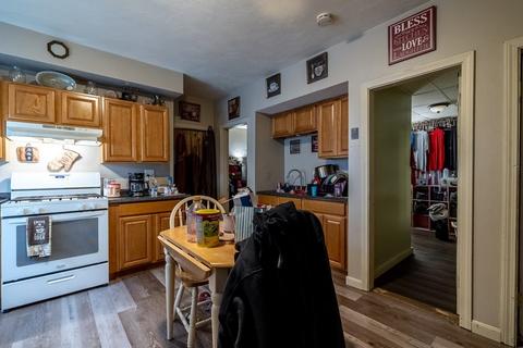 8 Reeves St, Worcester, MA 01607 photo 34