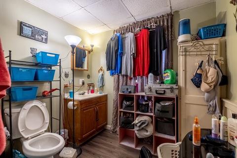 8 Reeves St, Worcester, MA 01607 photo 36