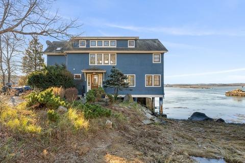 698 Washington St, Gloucester, MA 01930 photo 3