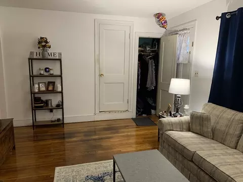 114 Ellsworth Ave, Springfield, MA 01118 photo 4