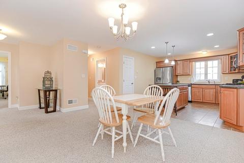 522 Detroit St, Fall River, MA 02721 photo 8