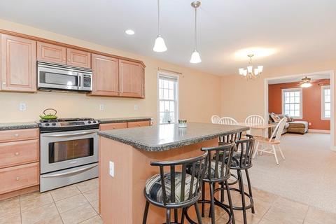 522 Detroit St, Fall River, MA 02721 photo 4