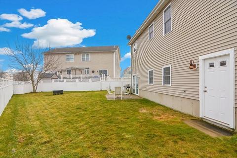 522 Detroit St, Fall River, MA 02721 photo 29
