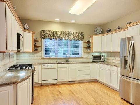 97 Devon Ter, Westfield, MA 01085 photo 7