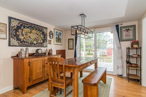99 Sheaffer Rd, Barnstable, MA 02632 photo 6