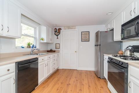 99 Sheaffer Rd, Barnstable, MA 02632 photo 10