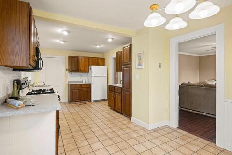 156 Summer St, Maynard, MA 01754 photo 18