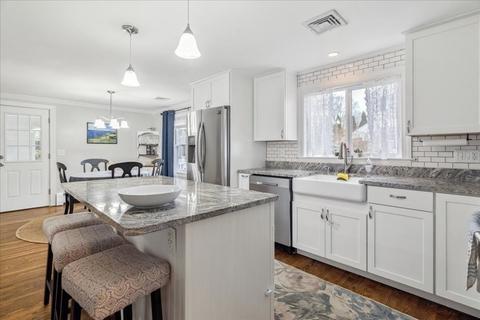 267 Forest St, Reading, MA 01867 photo 14