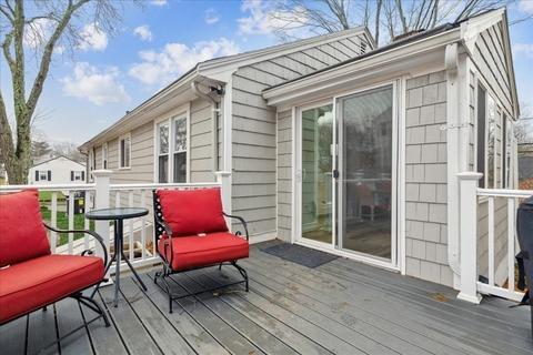 267 Forest St, Reading, MA 01867 photo 34