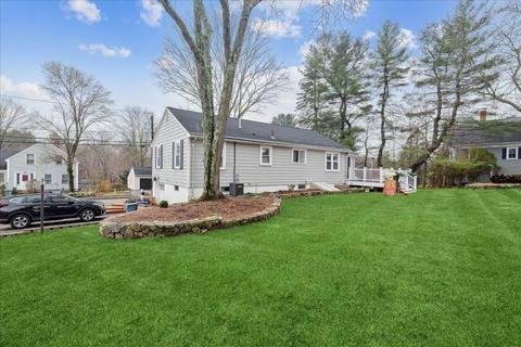 267 Forest St, Reading, MA 01867 photo 2