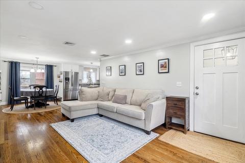 267 Forest St, Reading, MA 01867 photo 8