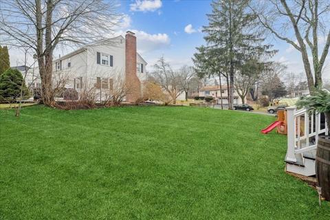 267 Forest St, Reading, MA 01867 photo 36