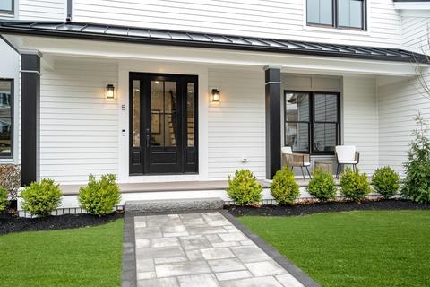 5 Roscoe, Needham, MA 02494 photo 2