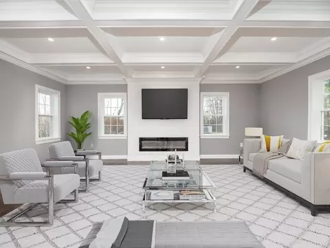 413 East St, Hingham, MA 02043 photo 4