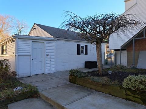 196 Clover St, Worcester, MA 01603 photo 4